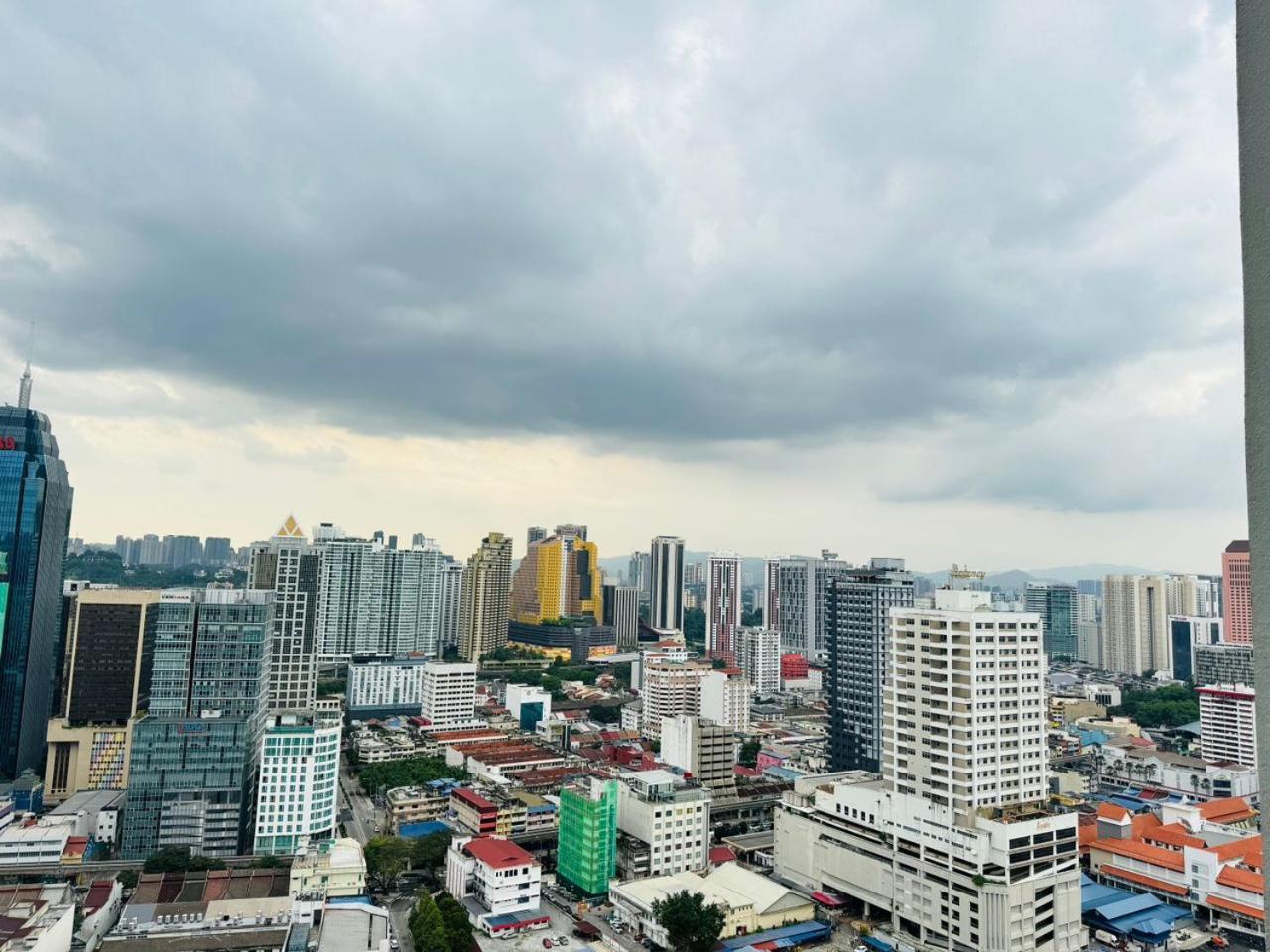 Apartamento The Luxe Colony Klcc Kuala Lumpur Exterior foto