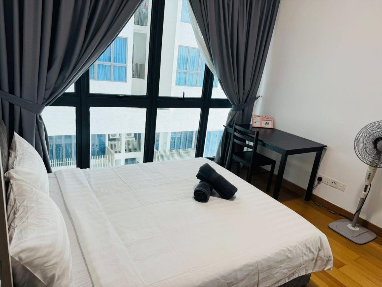 Apartamento The Luxe Colony Klcc Kuala Lumpur Exterior foto
