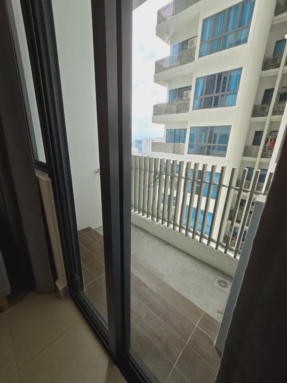 Apartamento The Luxe Colony Klcc Kuala Lumpur Exterior foto